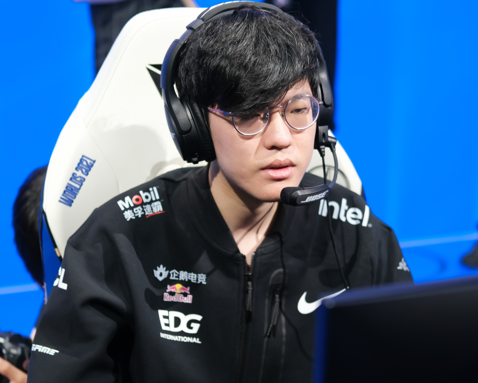 包含TheShy巅峰对决,Scout与30激战C9分钟,突破纪录胜负难料!的词条 包含TheShy巅峰对决,Scout与30激战C9分钟,突破纪录胜负难料!的词条