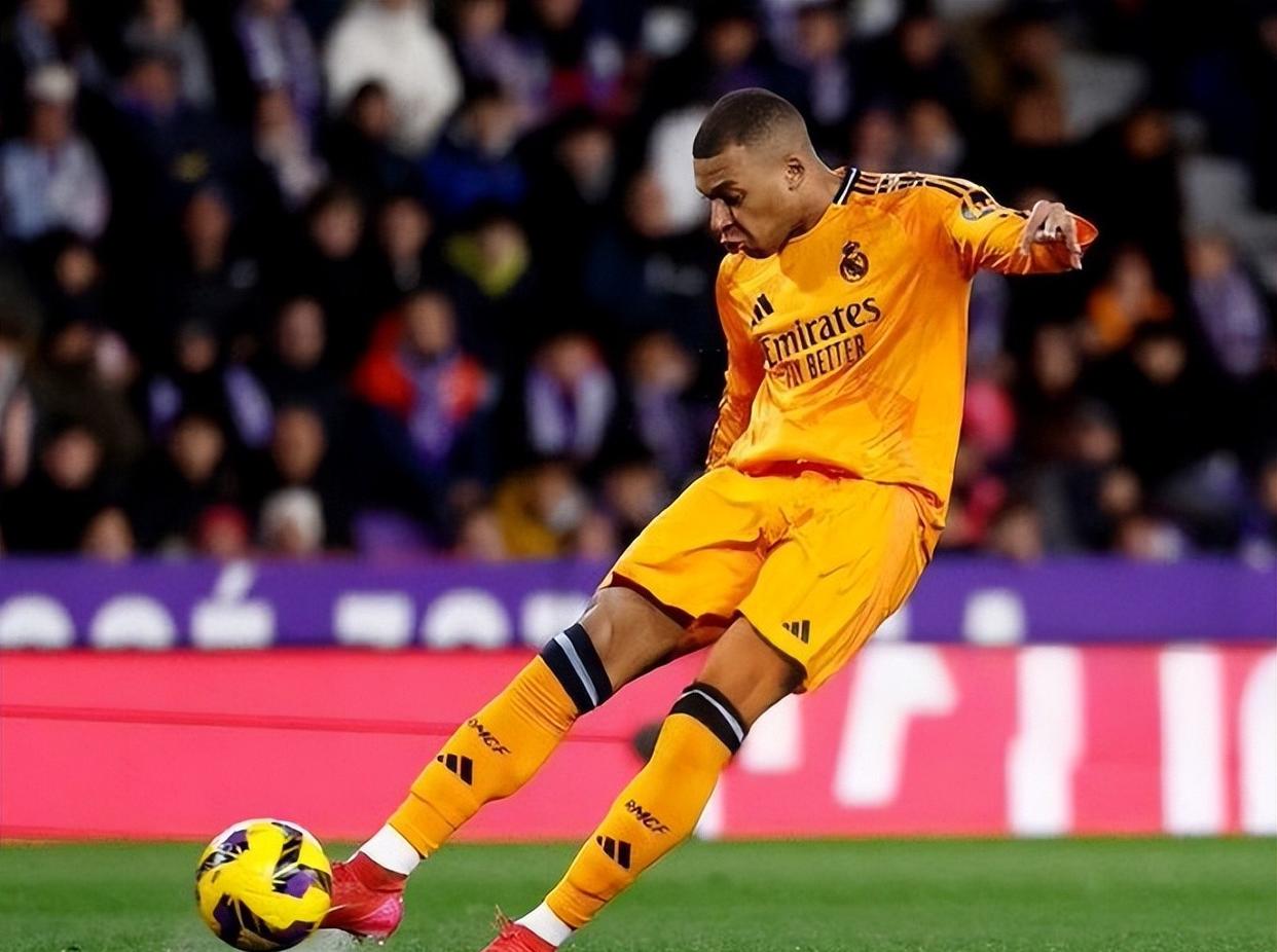 姆巴佩暗示离开巴黎出国踢球 被法国媒体喷出阴影 姆巴佩暗示离开巴黎出国踢球 被法国媒体喷出阴影